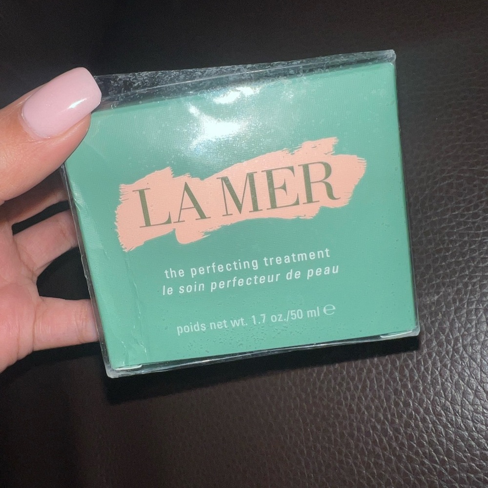 La Mer the perfecting treatment